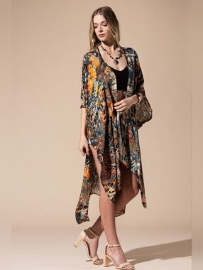 Stunning & Artfully Printed Swimsuit Coverup / Kimono Intricate Paisley Motifs